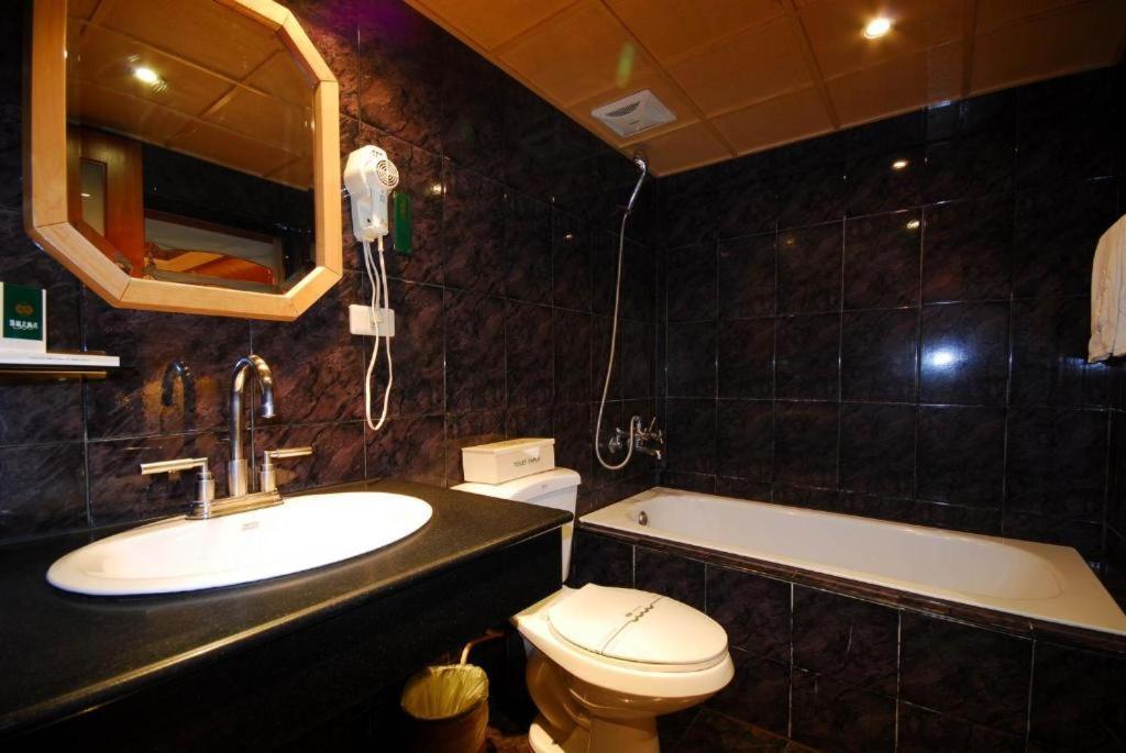 Karo Hotel Καοσιούνγκ Εξωτερικό φωτογραφία