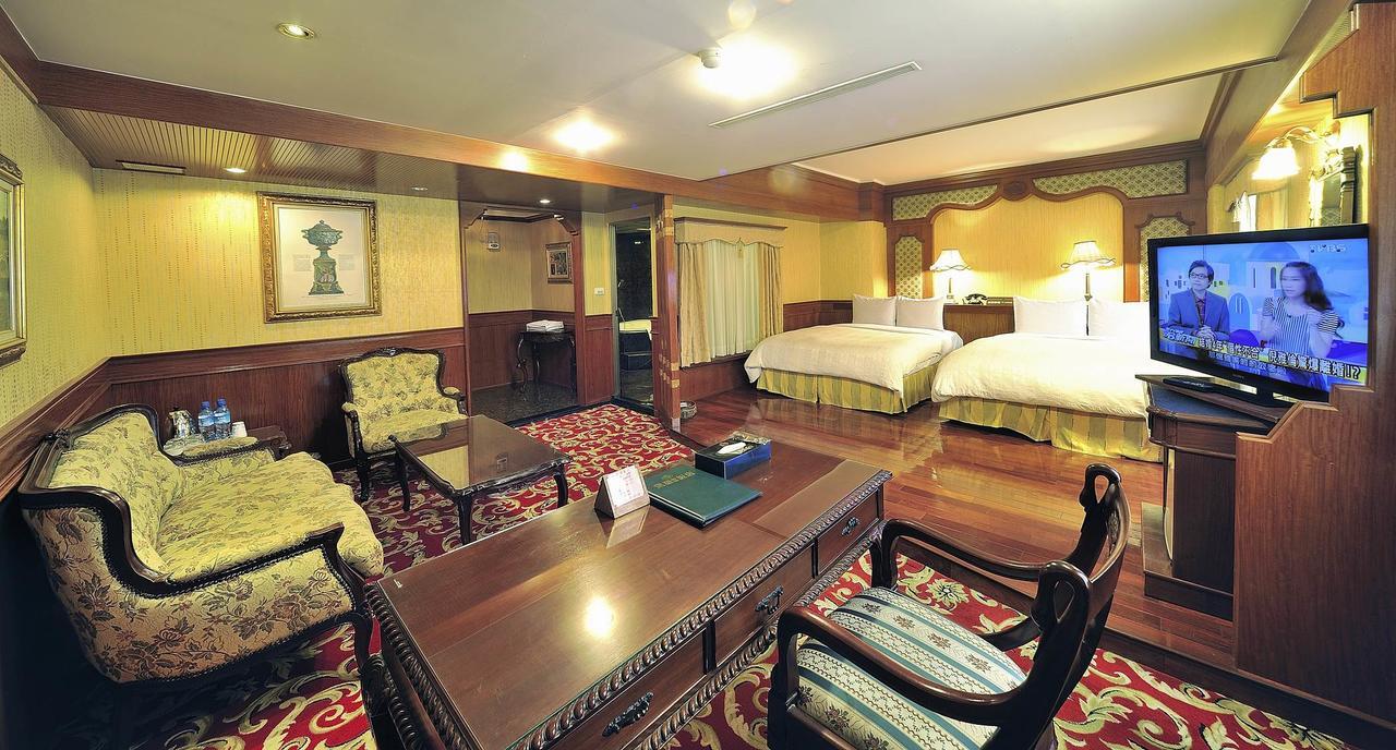 Karo Hotel Καοσιούνγκ Εξωτερικό φωτογραφία