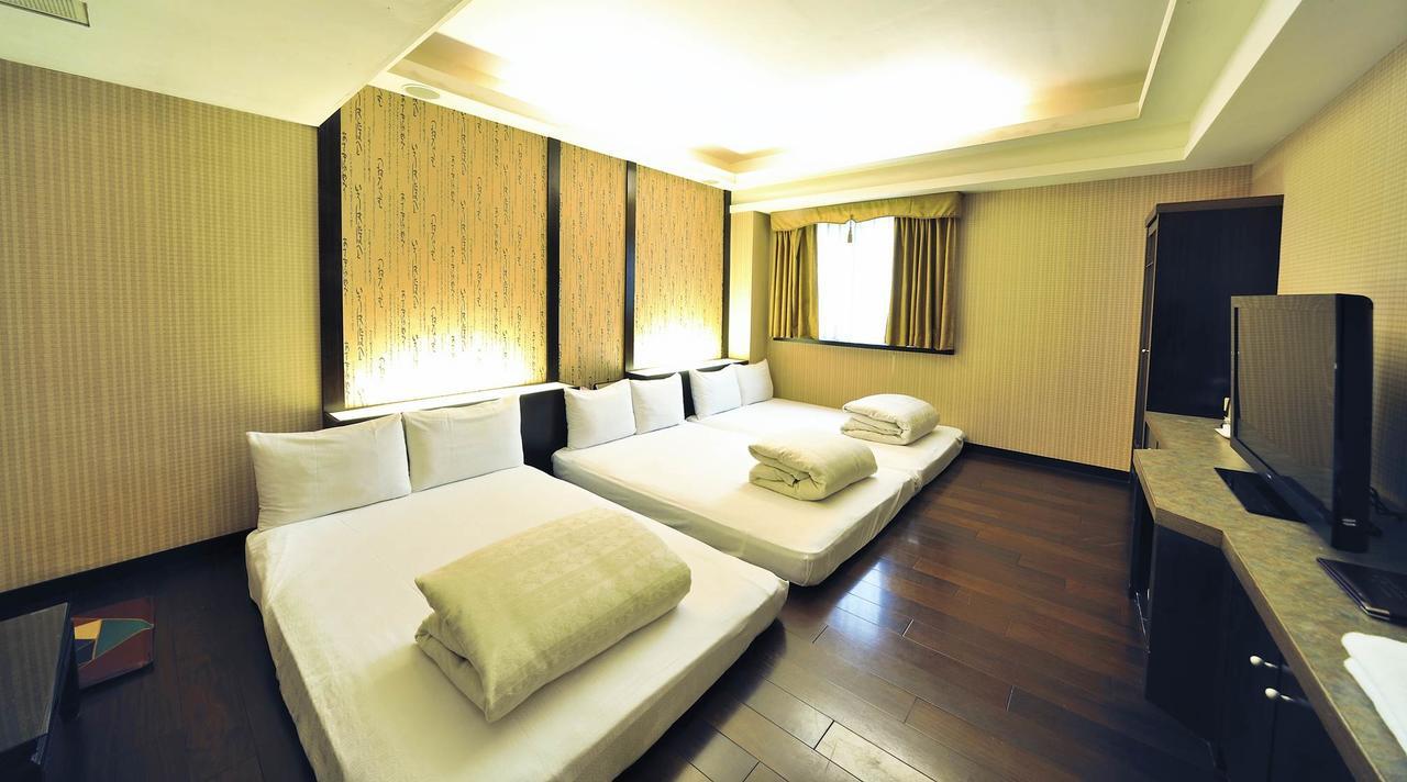 Karo Hotel Καοσιούνγκ Εξωτερικό φωτογραφία